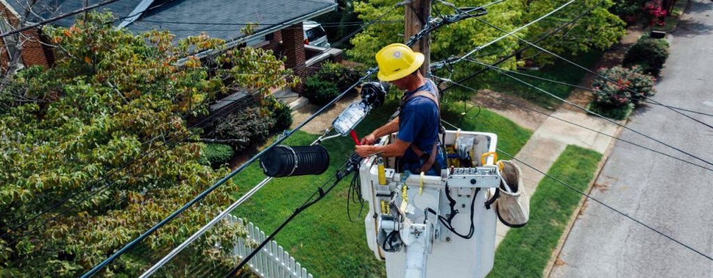 Electricians is an example of Field personnel a Service Incentive Leave Exemptions.