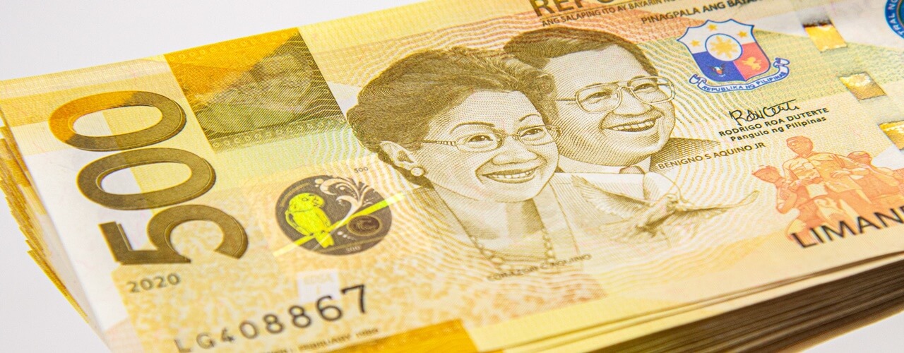 500 peso bills symbolizing Small Claims Philippines Filing Fee